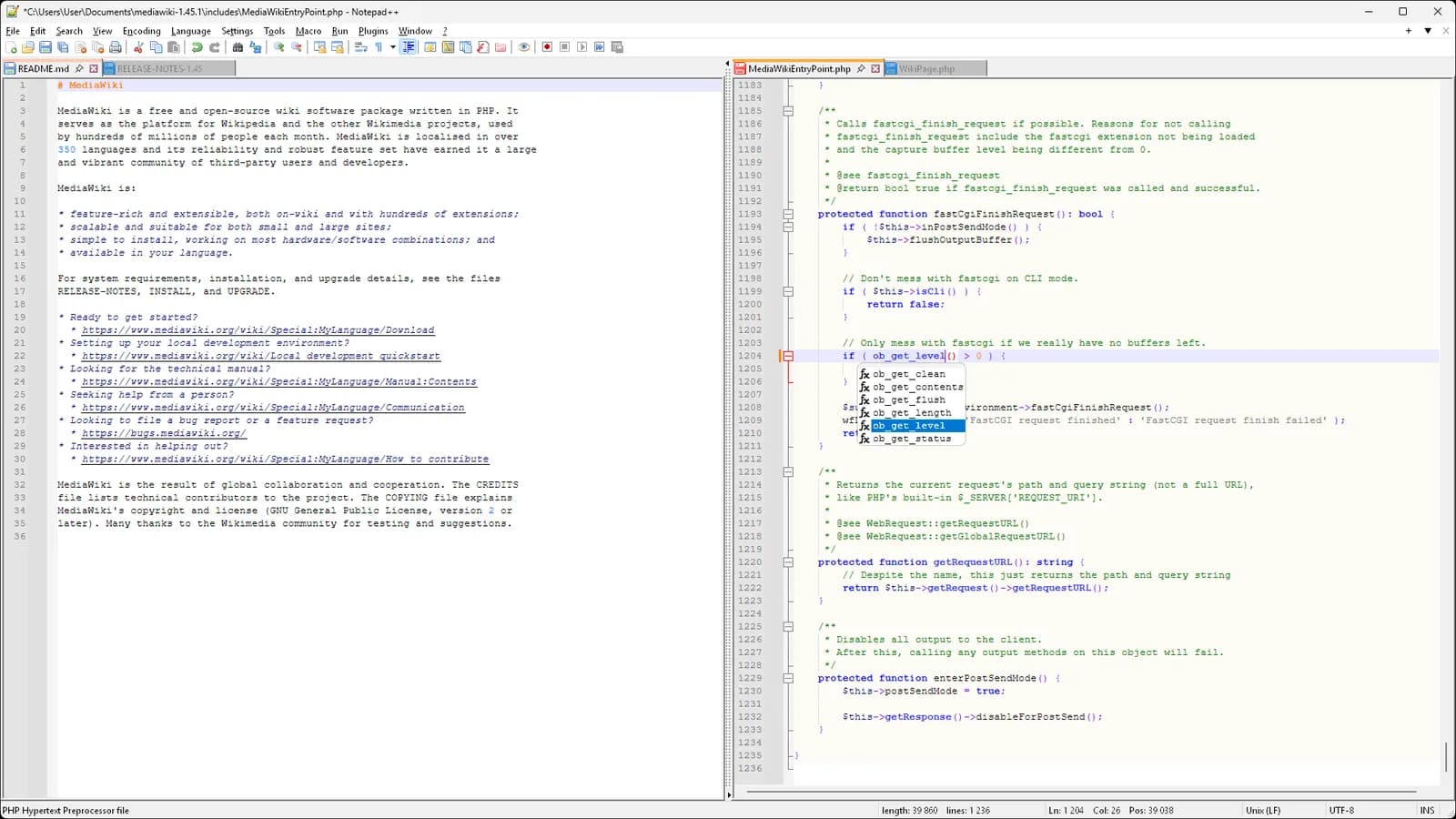 Notepad++ split view with code autocompletion